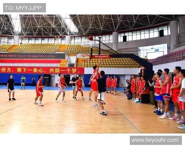 中美留学生篮球球员数据差异与发展趋势比较研究